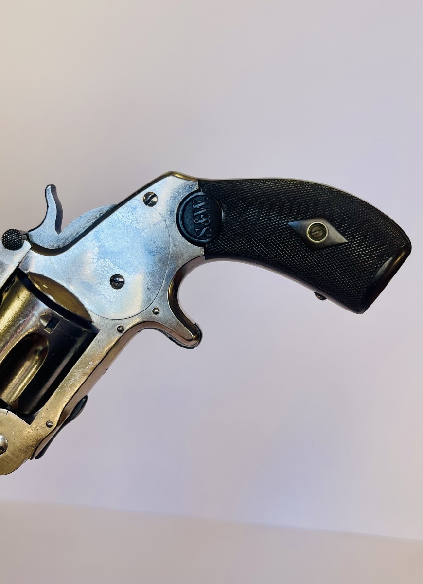 Revolver Smith and Wesson, baby Russian. -photo-4
